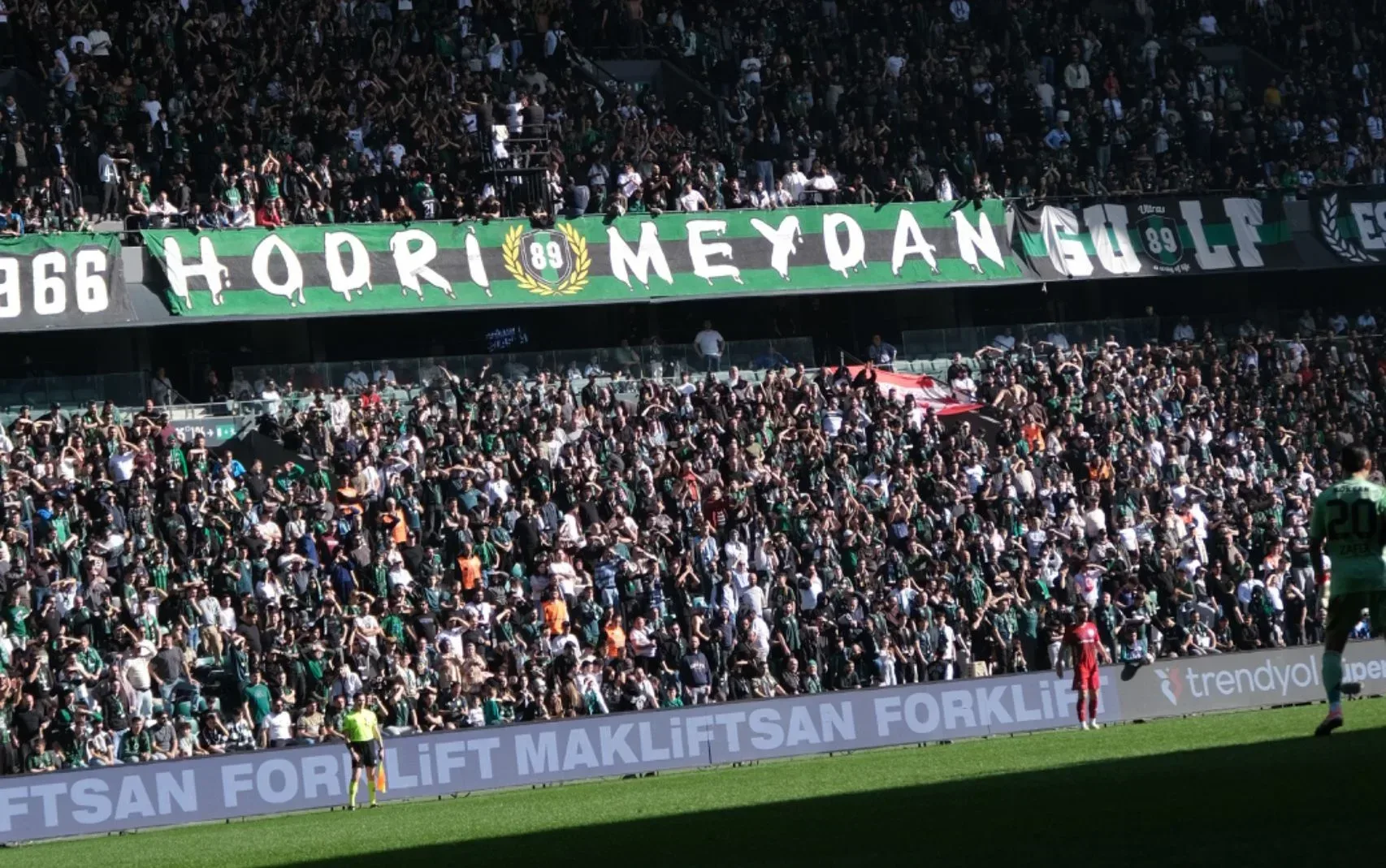 Kocaelispor-Gaziantep FK maçını kaç kişi izledi?