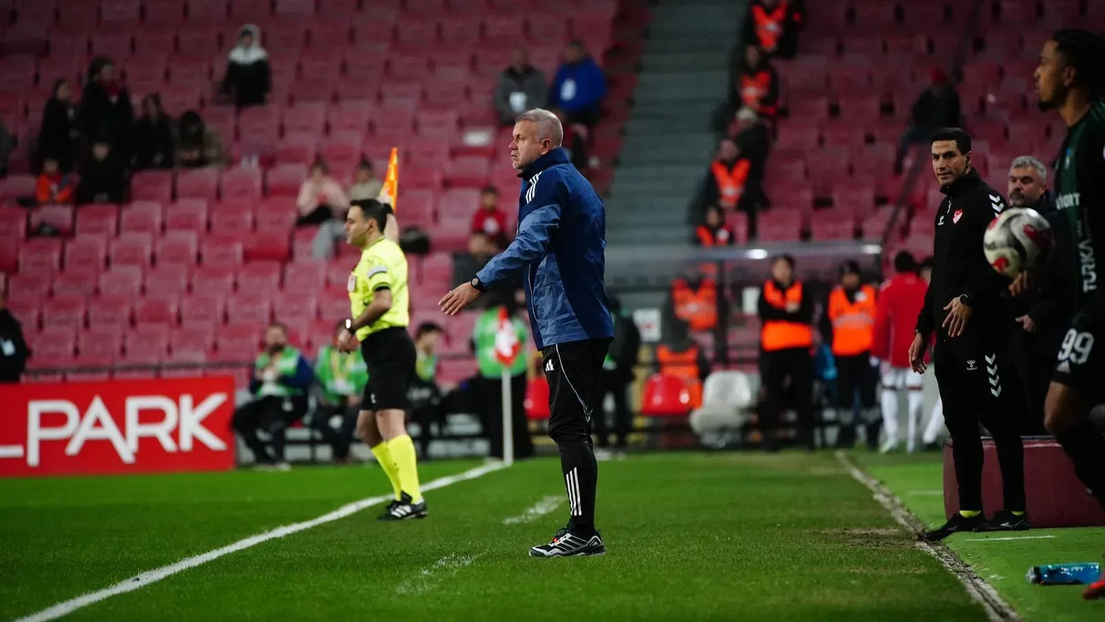 Volkan Kazak: Farklı bir sonuçla ayrılabilirdik