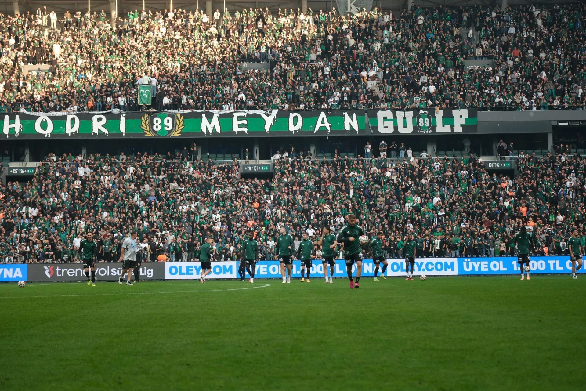 Hodri Meydan’da taraftarlara çağrı