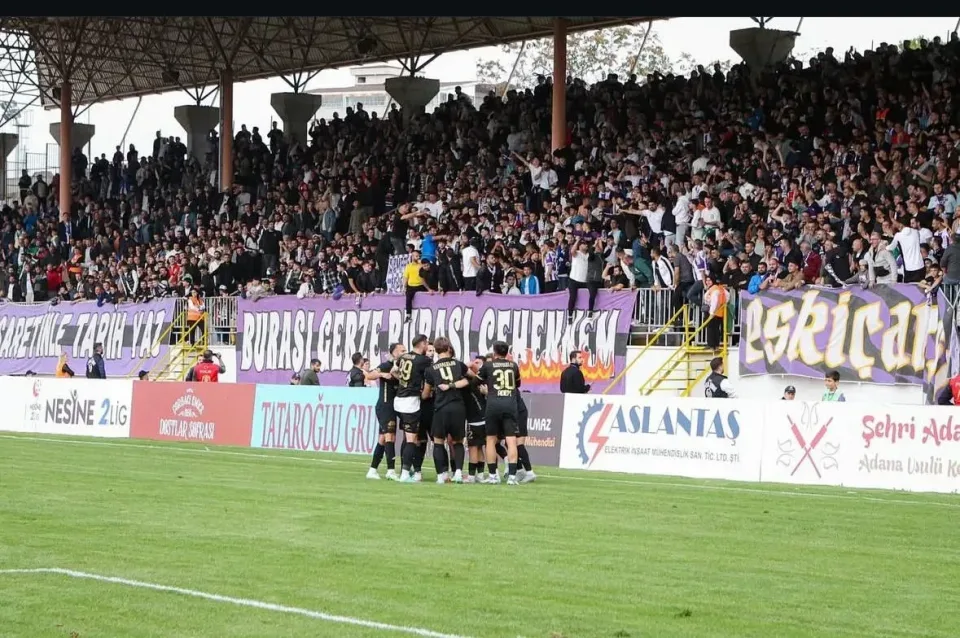 Gebzespor, liderliğini sürdürüyor
