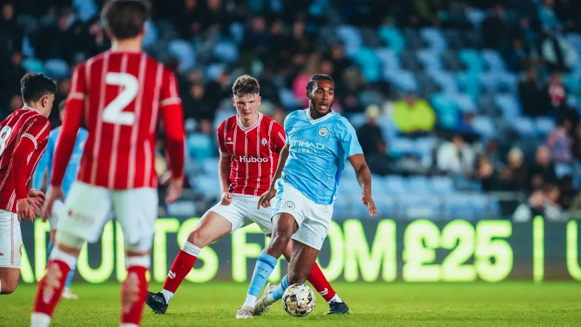 Kocaelispor’a, Manchester City’den sürpriz transfer